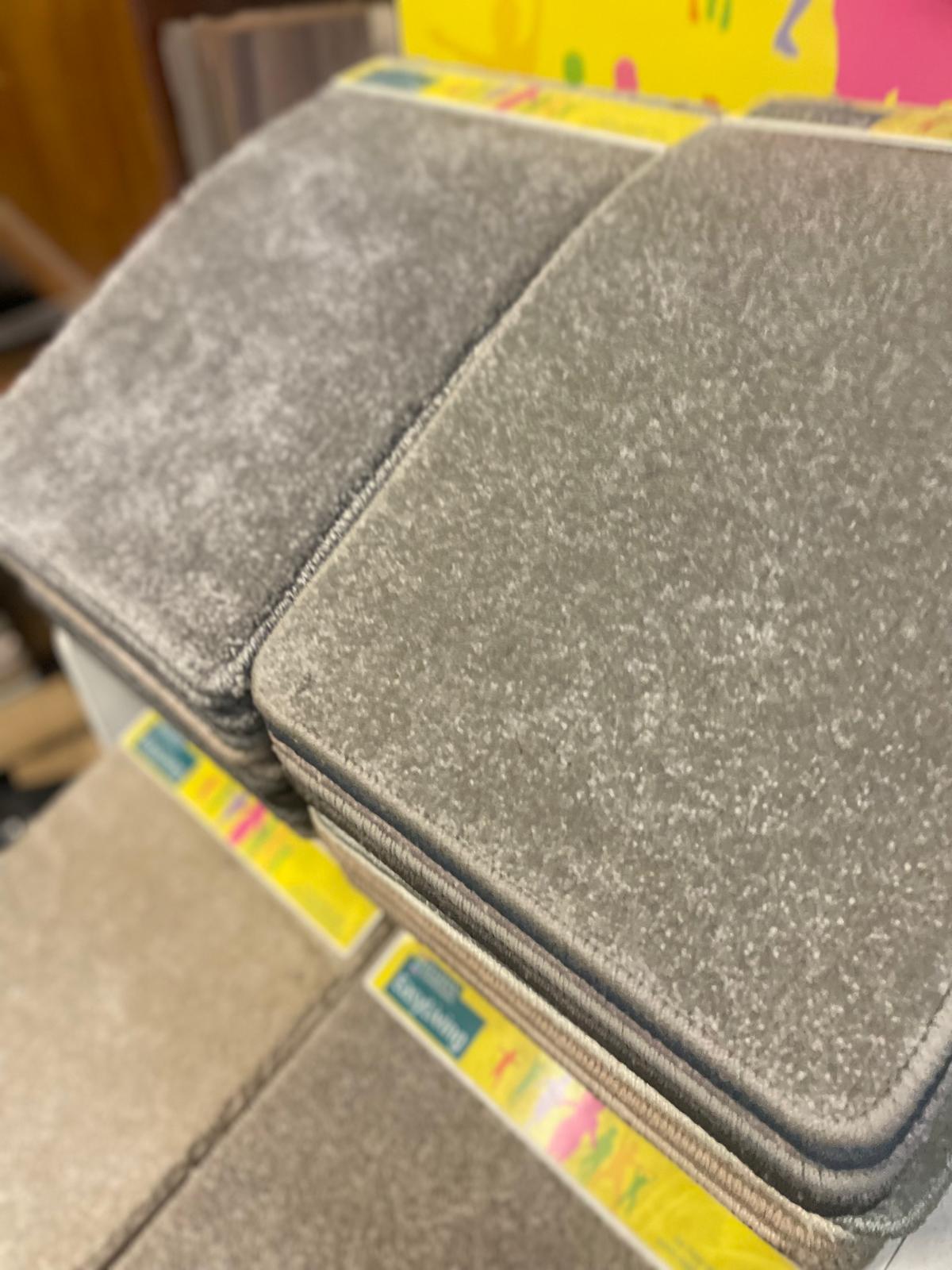 Carpet sample and texture - 2